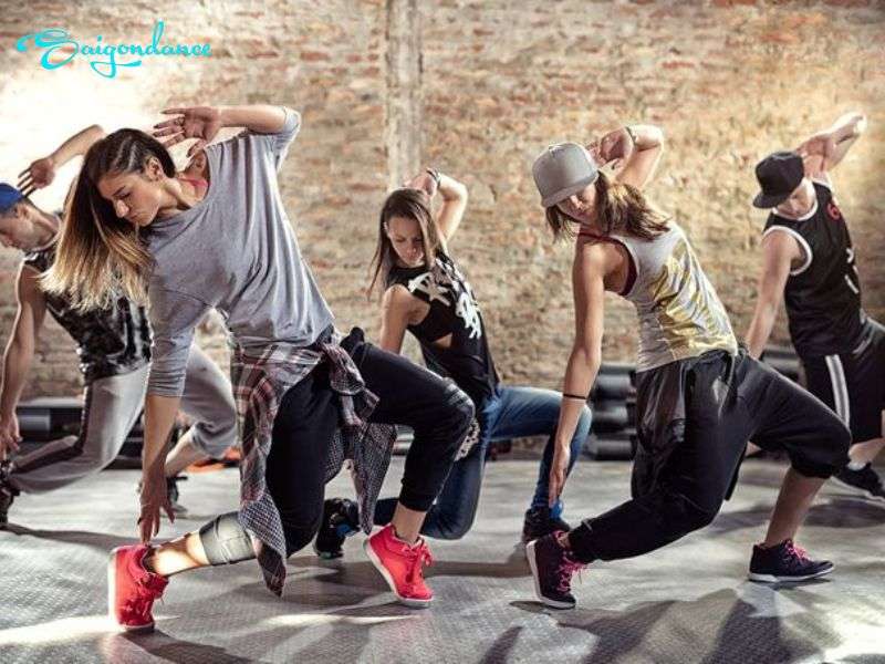 Định nghĩa và đặc điểm của Jazz Dance
