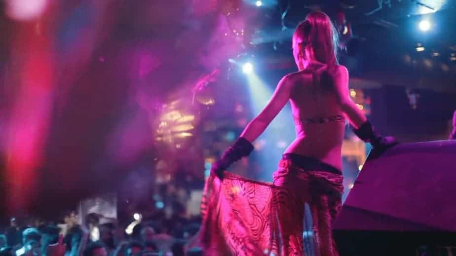 9 Sự Thật Về Các Vũ Công Go-Go Dancing ( Vũ Công Nhảy Vũ Trường) 15