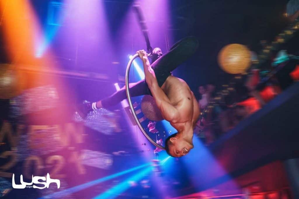 Cho Thuê Vũ Công Nam Múa Cột, Pole Dance Chuyên Nghiệp 10