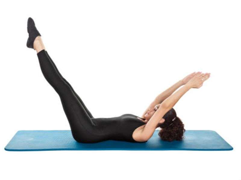 Học Cách Làm Đẹp Của Các Sao Hollywood Với Pilates 21 Double Leg Stretch: Mang lại cảm giác kéo dài toàn bộ cơ thể