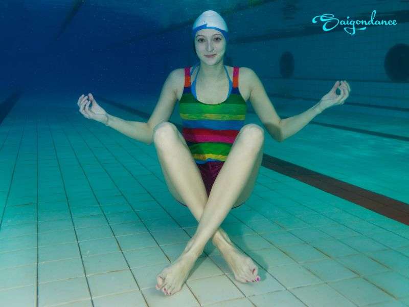Những lợi ích sức khỏe khi tập Aqua yoga 