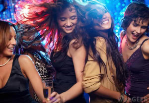 **How to Eliminate Self-Consciousness and Embarrassment When Dancing in Front of a Crowd** 17